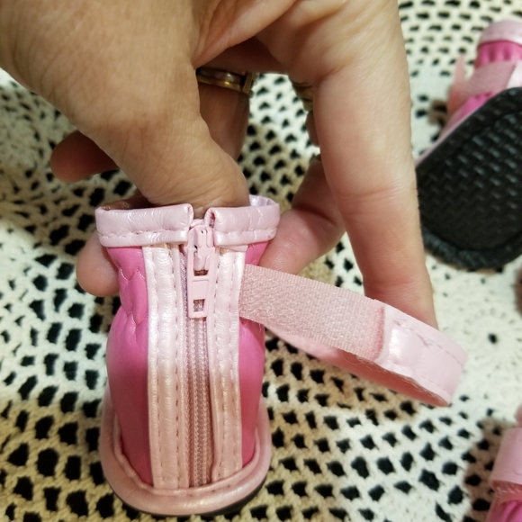 SALE NWOT Small pink dog boots - Picture 7 of 8
